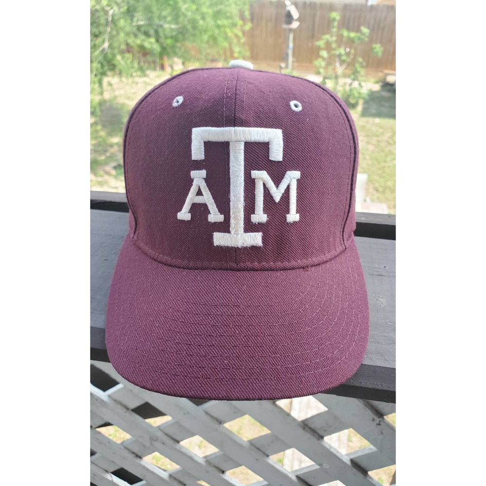 Vintage Texas A&M University New Era Pro Model Maroon Fitted Maroon Hat